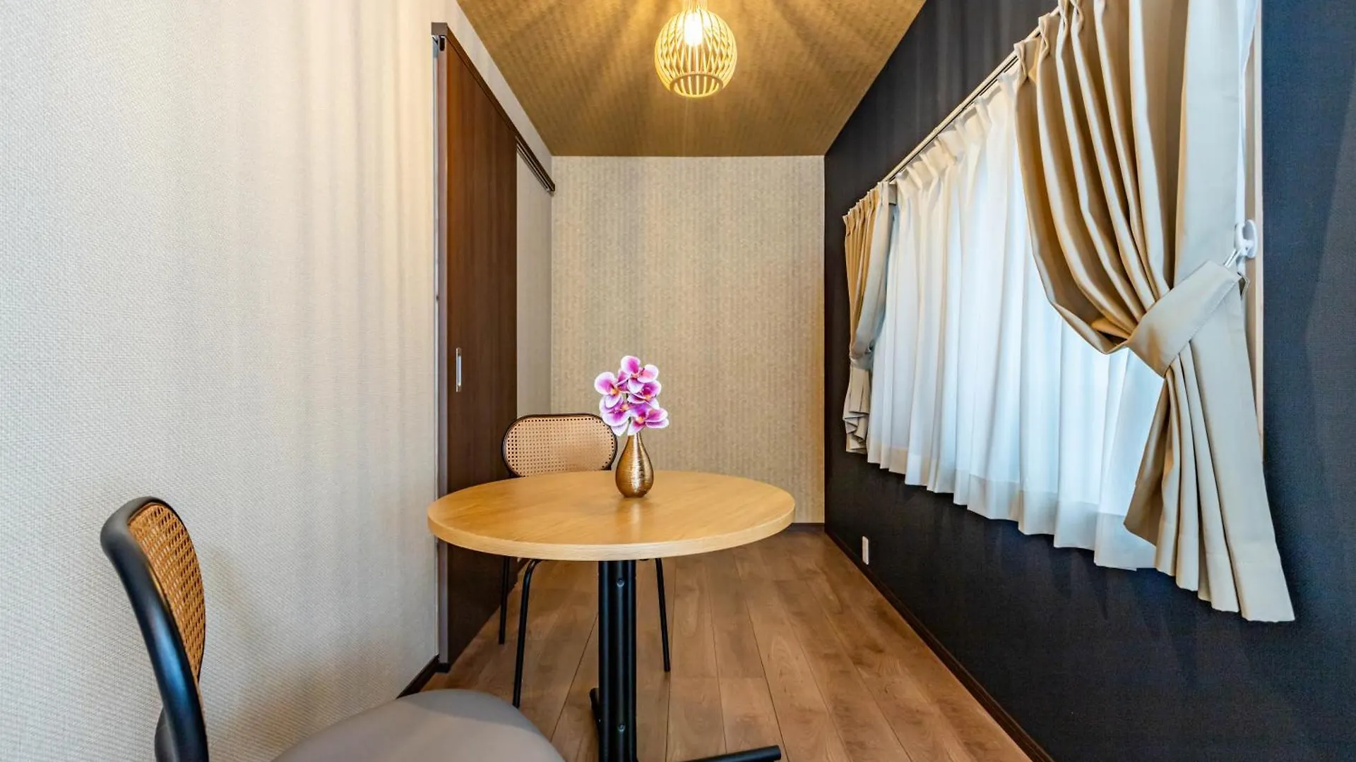 清水屋大阪西九条駅前 Apartment